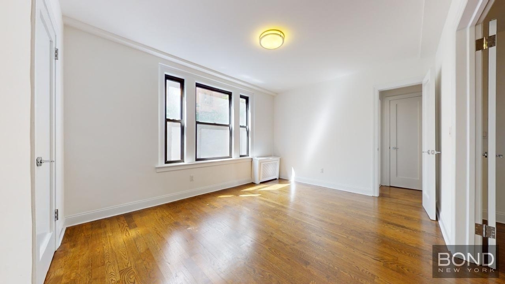 140 West 55th Street  - Photo 2