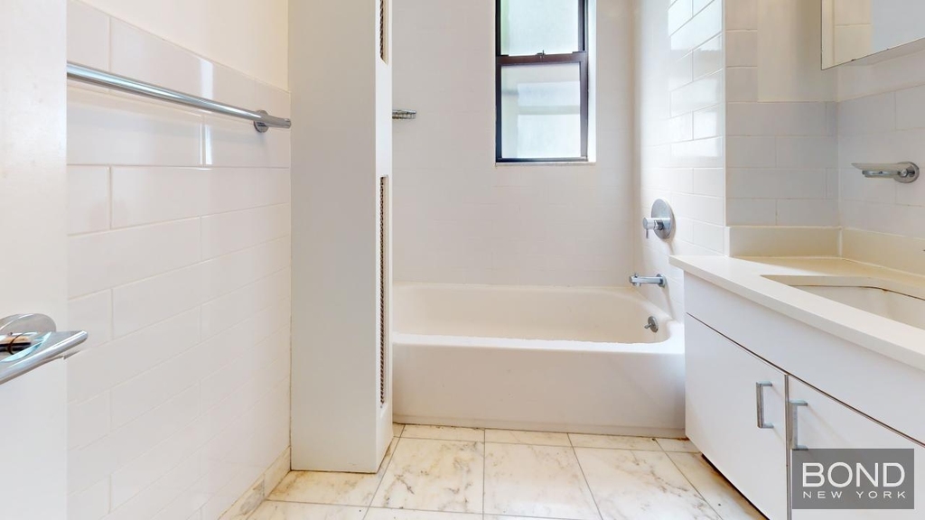 140 West 55th Street  - Photo 4