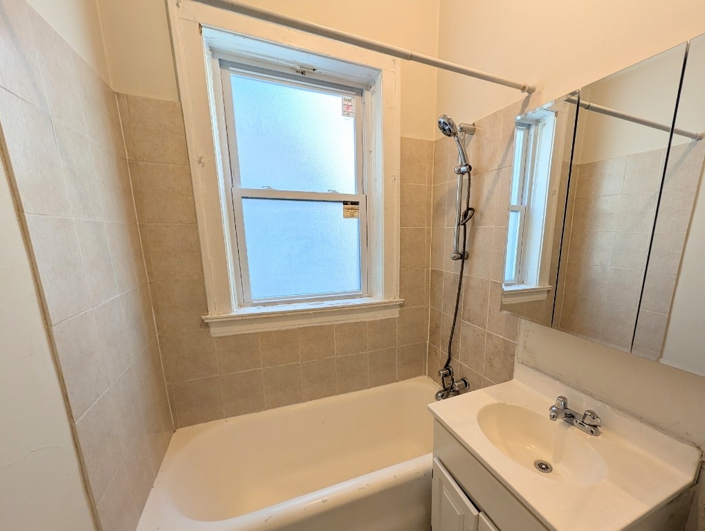 325-31 Kedzie St - Photo 11