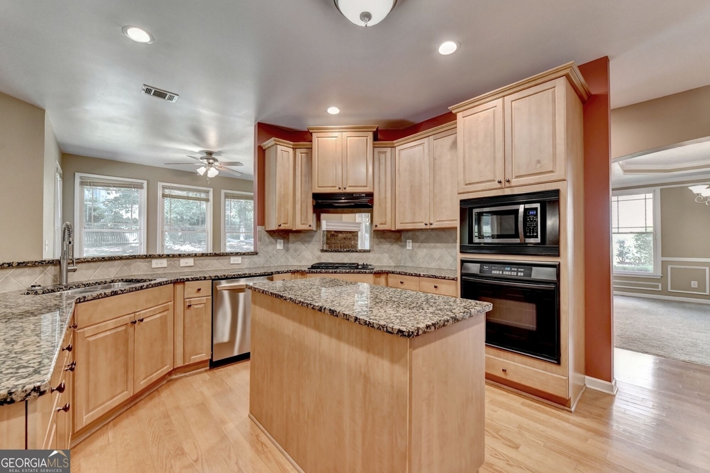 2213 Hamilton Mill Parkway - Photo 32