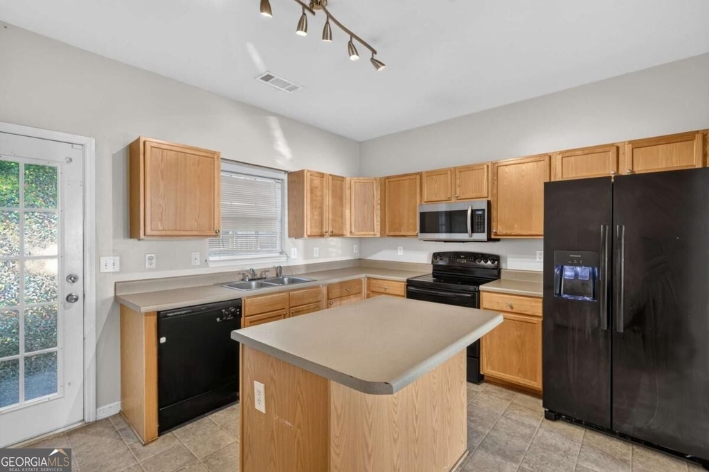 2161 Del Lago Circle Nw - Photo 4