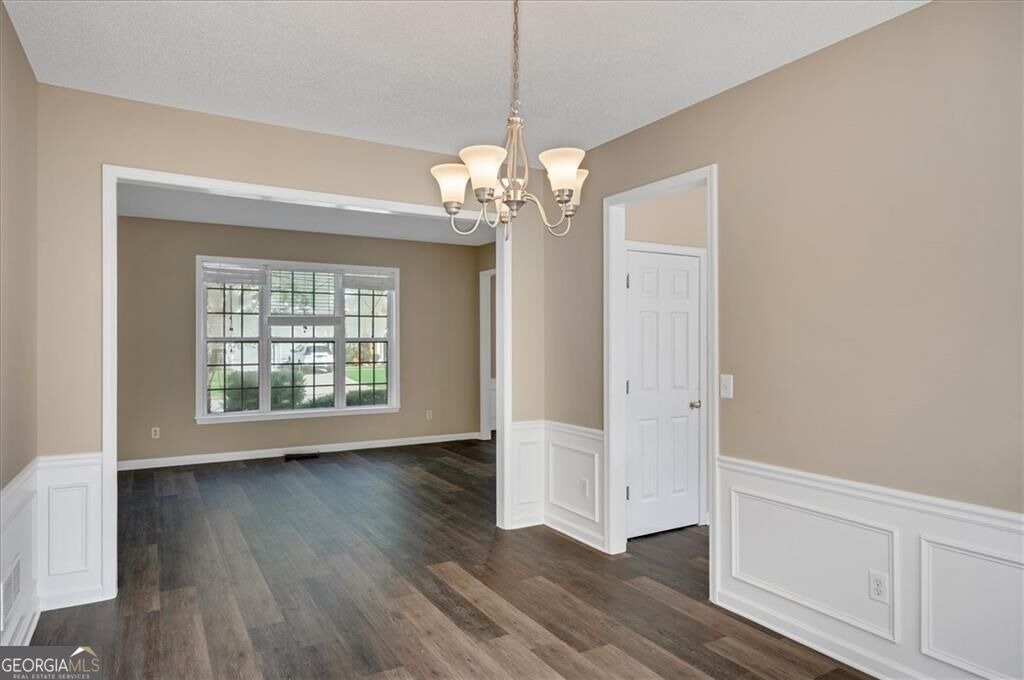 11585 Crossington Road - Photo 5