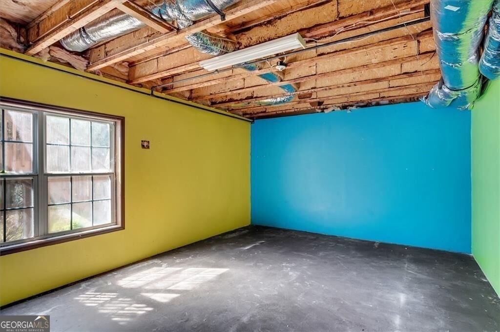 11585 Crossington Road - Photo 36