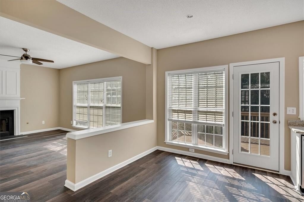 11585 Crossington Road - Photo 11