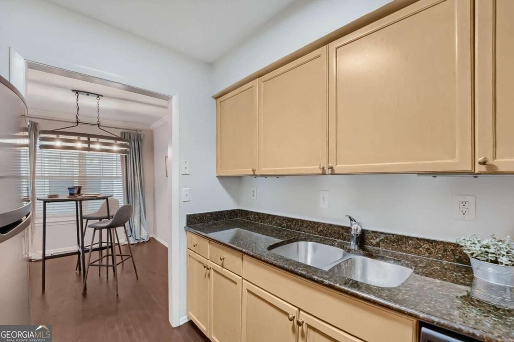 1150 Collier Road Nw - Photo 4