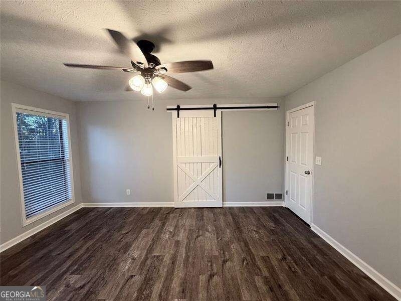 2707 Hawk Drive Ne - Photo 9