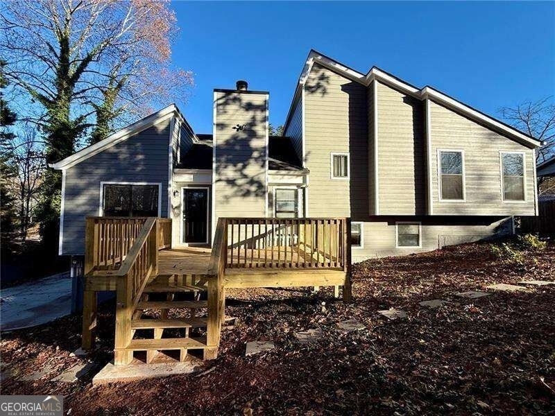 2707 Hawk Drive Ne - Photo 2