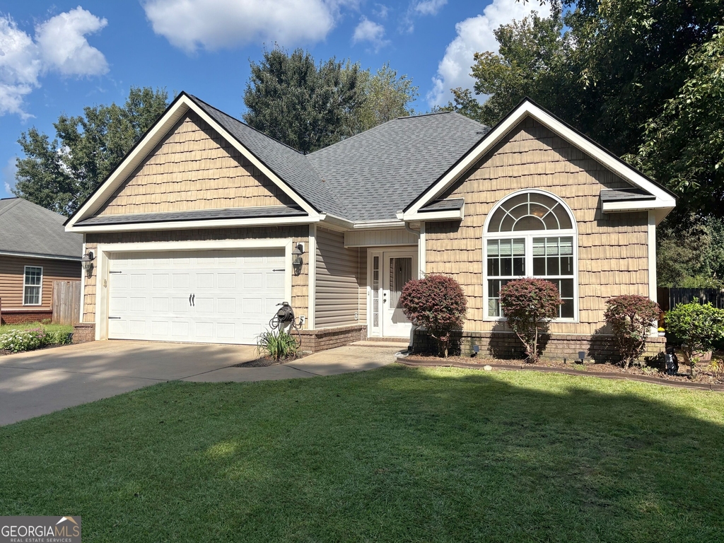 304 Madison Place Parkway - Photo 1