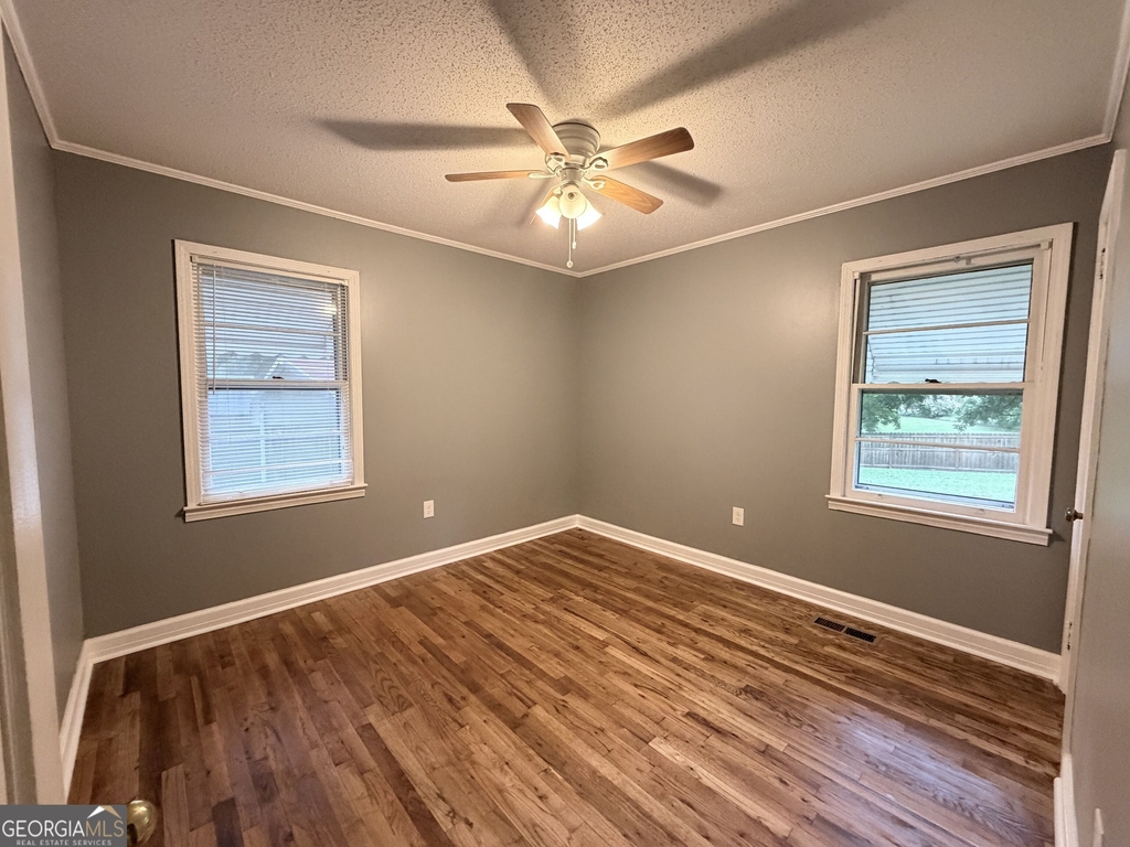 75 Williams Street - Photo 10