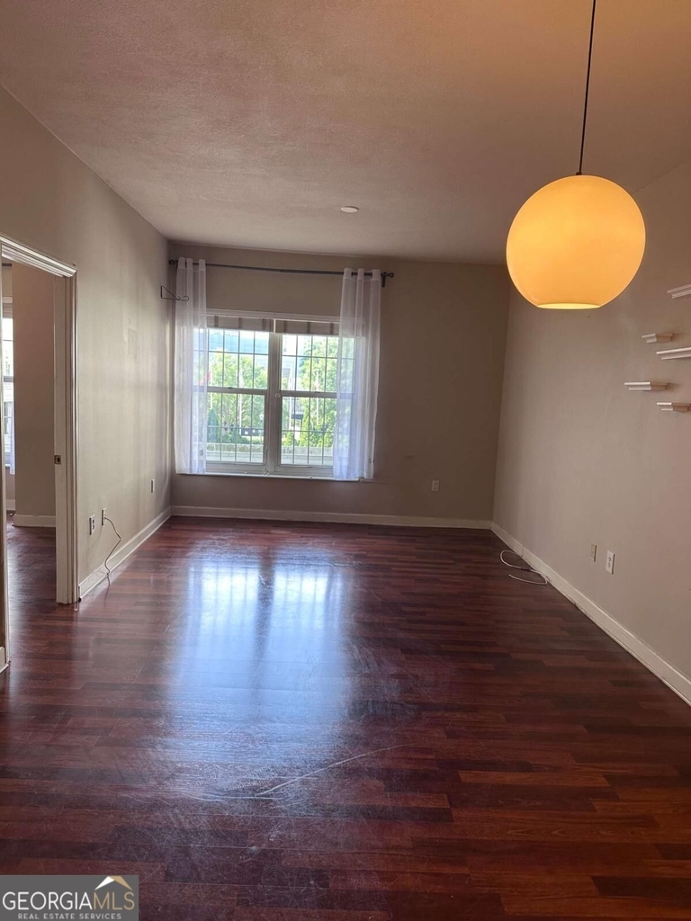 195 14th Street - Photo 2