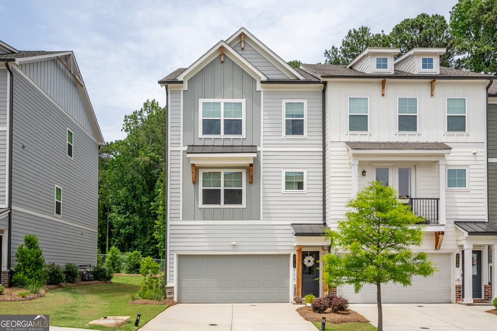3518 Mount Blue Avenue - Photo 0