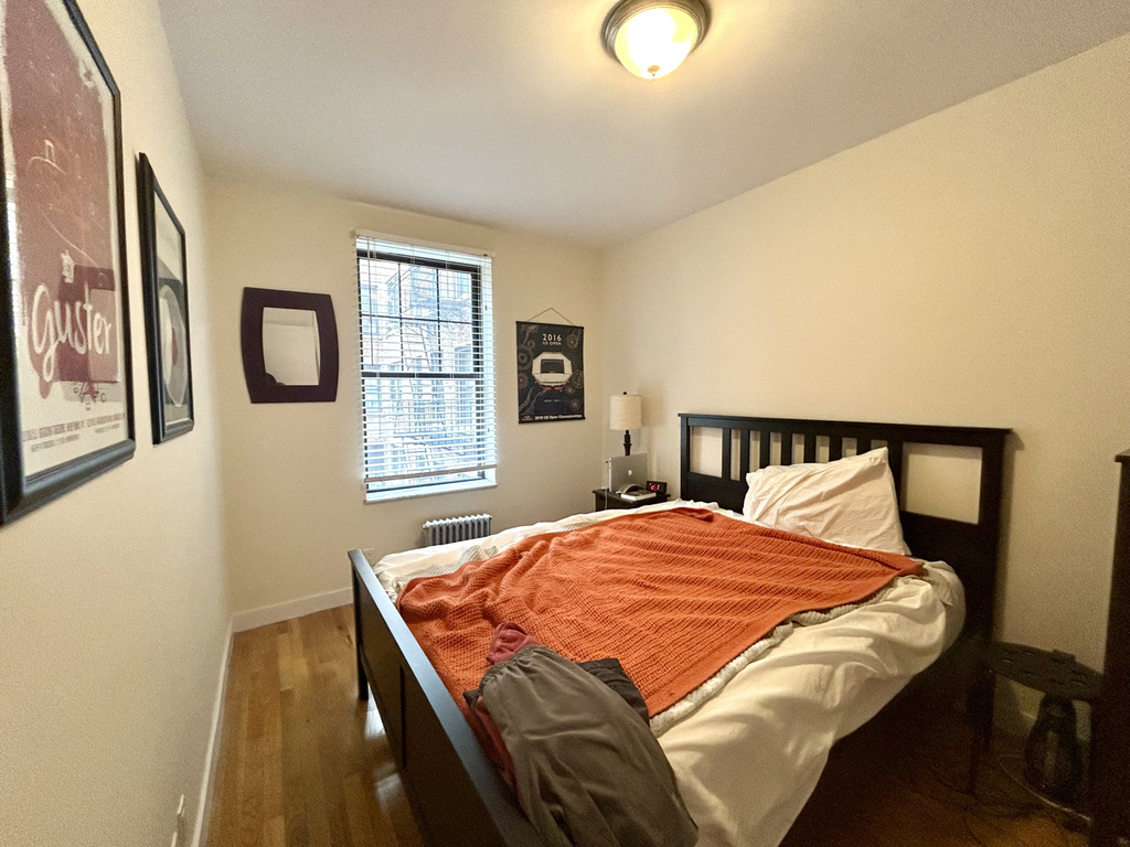 West 19th Street - Photo 3