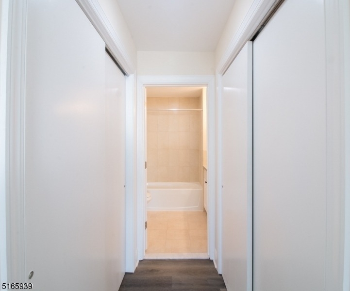 1664 Stuyvesant Ave - Photo 13