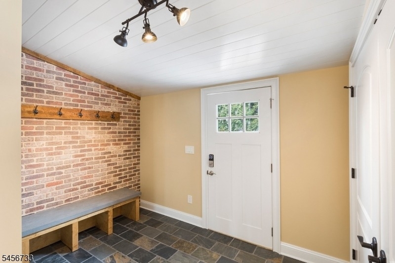 46 Old Turnpike Rd - Photo 5