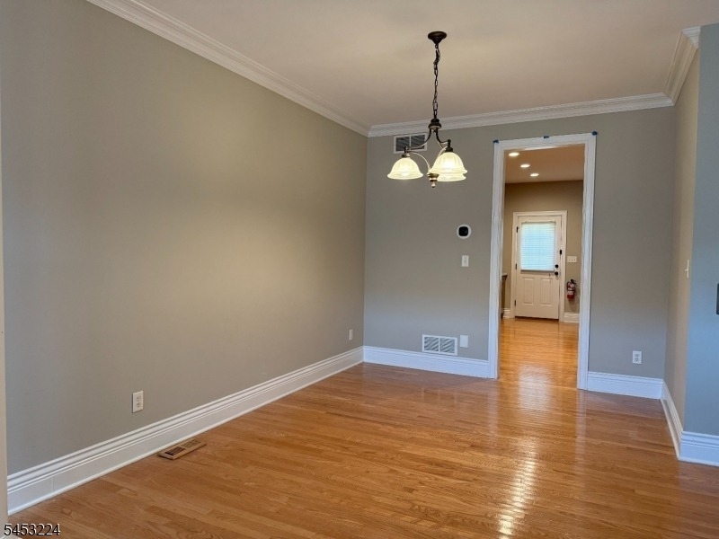 225 Sherman Ave - Photo 3