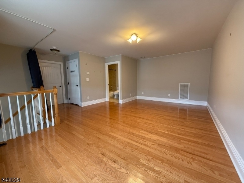225 Sherman Ave - Photo 12