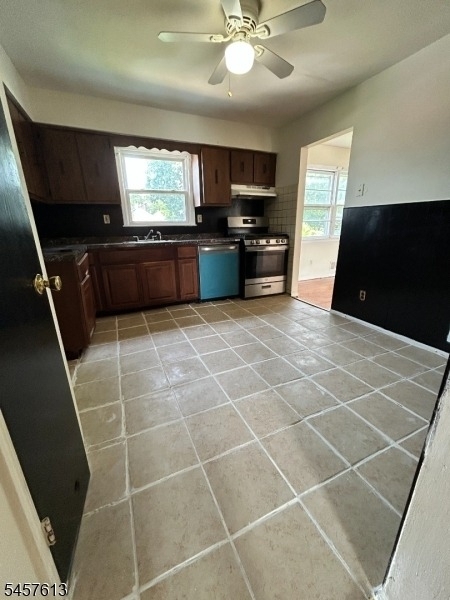 262 Revere Ave - Photo 0