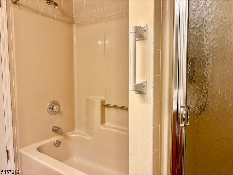 675 Raritan Rd - Photo 11