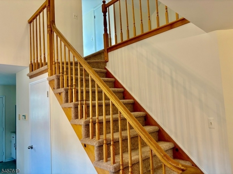 675 Raritan Rd - Photo 14