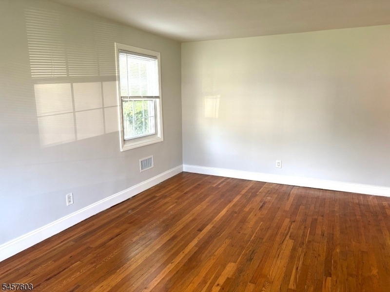 937 South Ave W - Photo 3