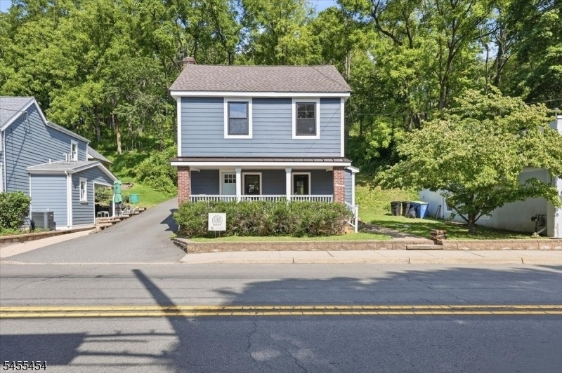 70 Main St - Photo 0