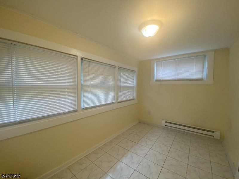 5 Otis Pl - Photo 6