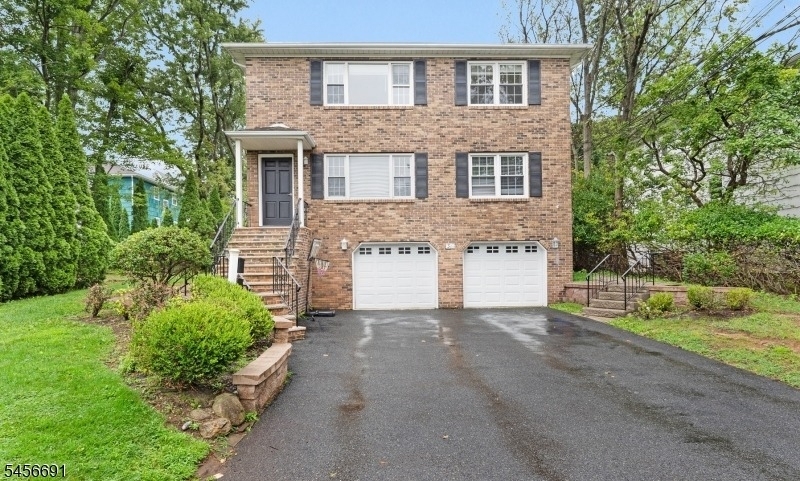 311 Temple Pl - Photo 1