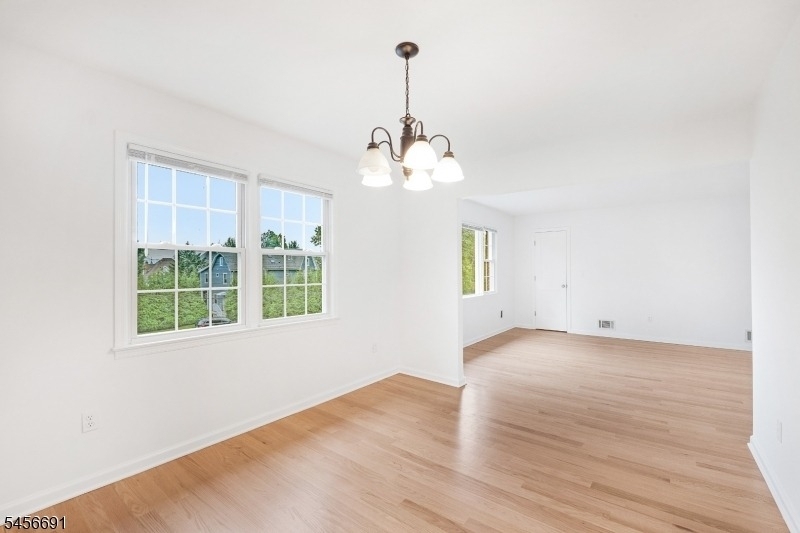 311 Temple Pl - Photo 9