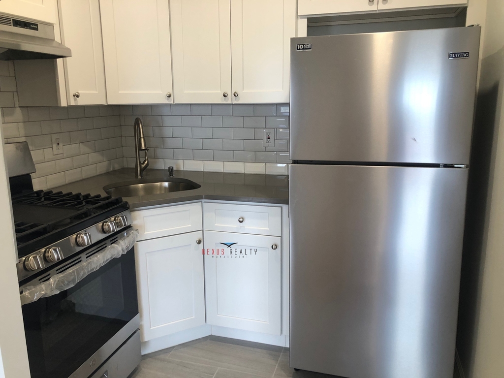48-45 58th Lane - Photo 4
