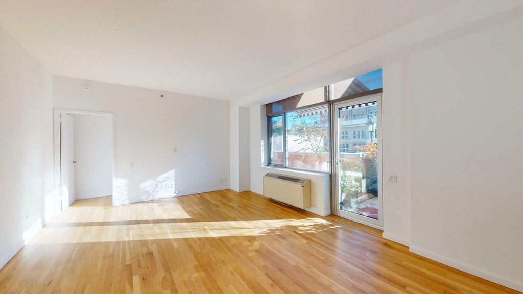 120 W. 21st - Photo 2
