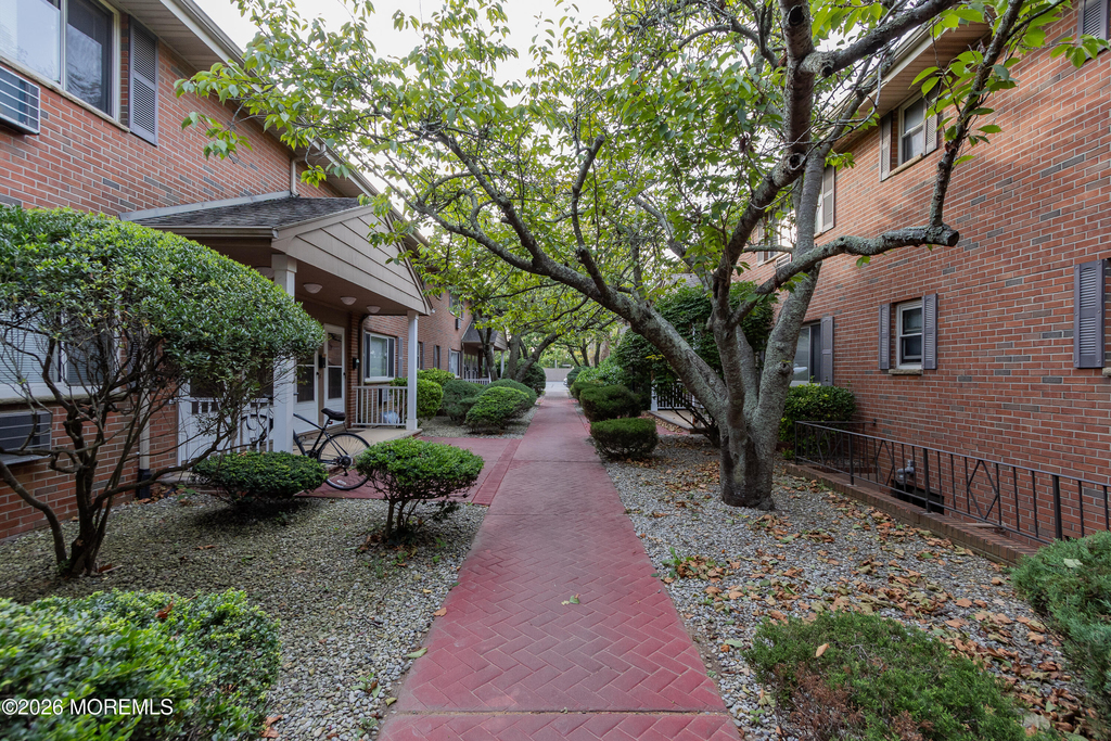 400 Sairs Avenue - Photo 16
