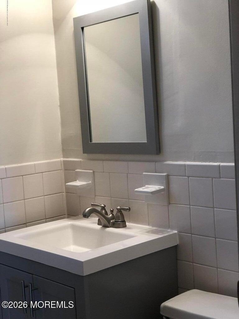 400 Sairs Avenue - Photo 3