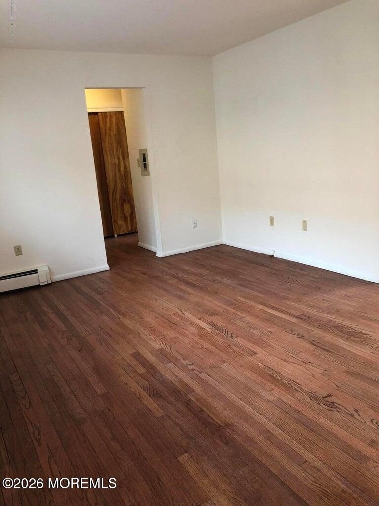 400 Sairs Avenue - Photo 4