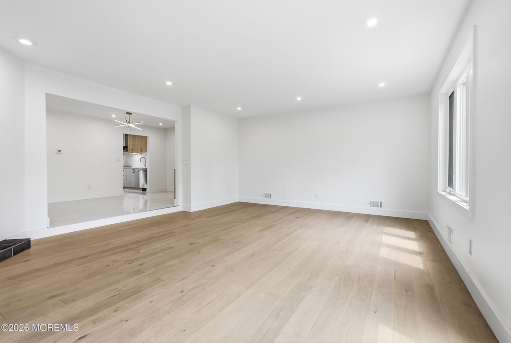 108 Neptune Avenue - Photo 20