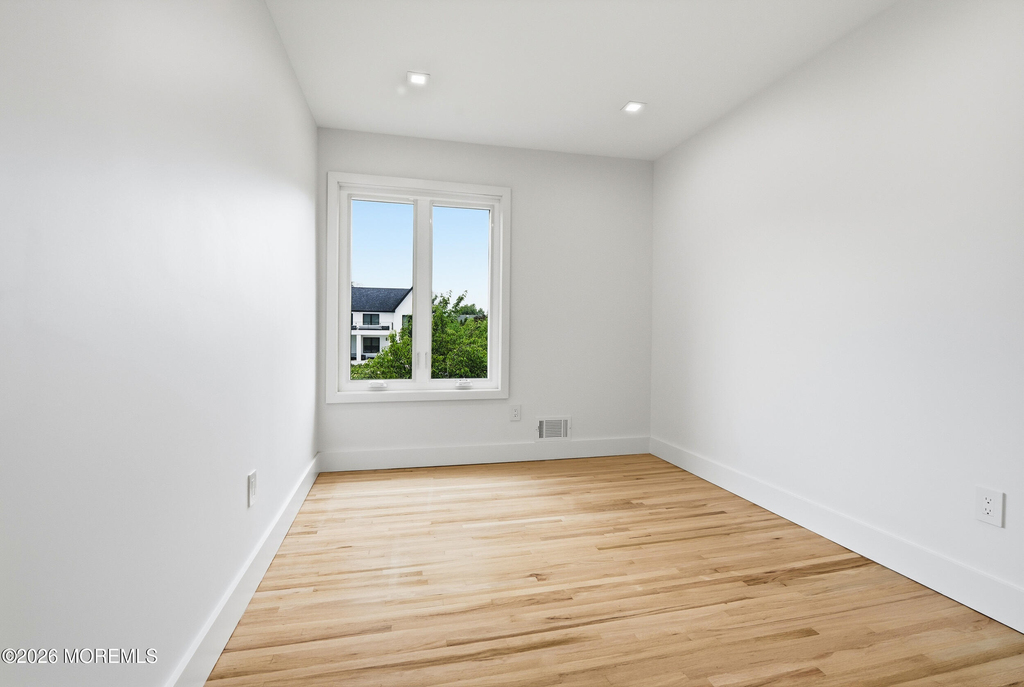 108 Neptune Avenue - Photo 30
