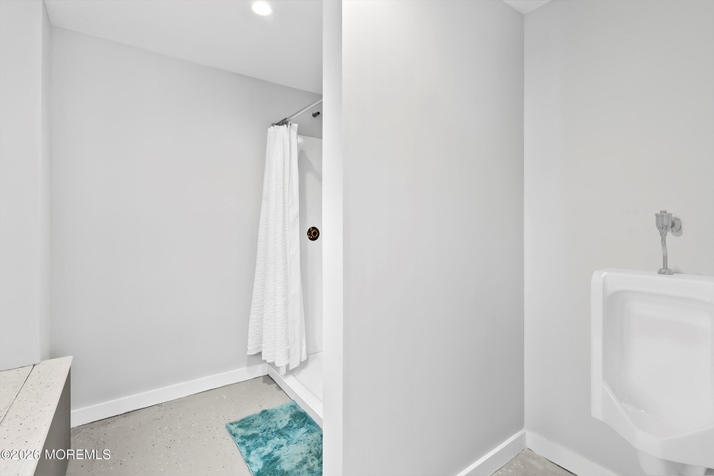 315 Hiering Avenue - Photo 36