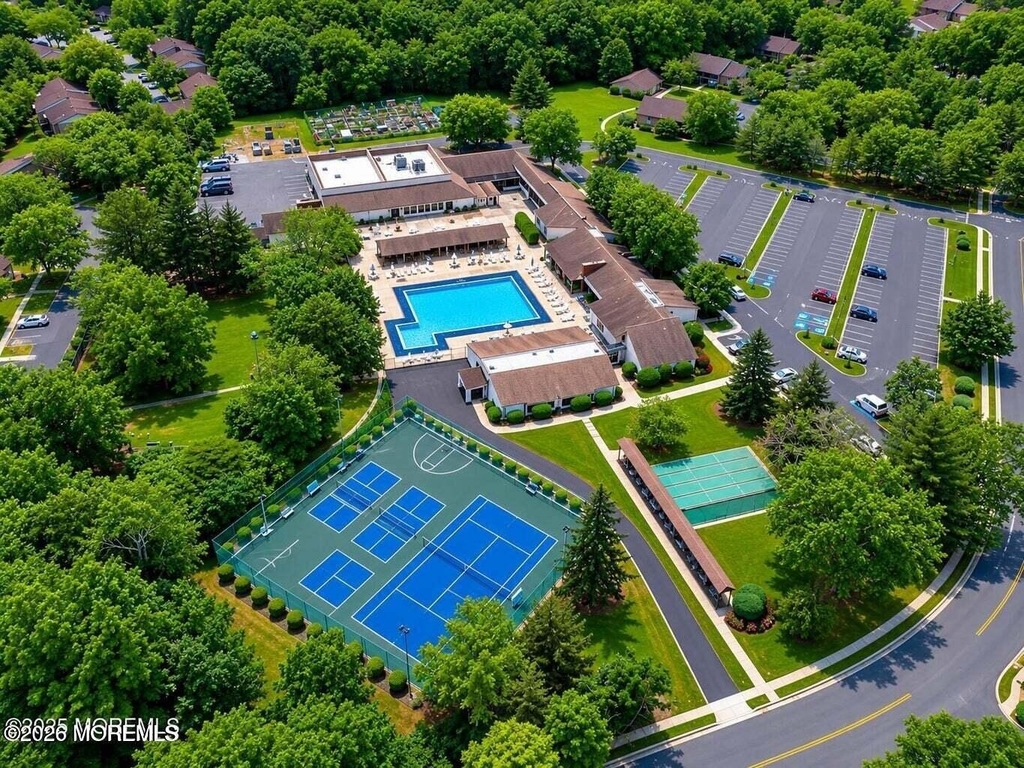 125 Amberly Drive - Photo 19
