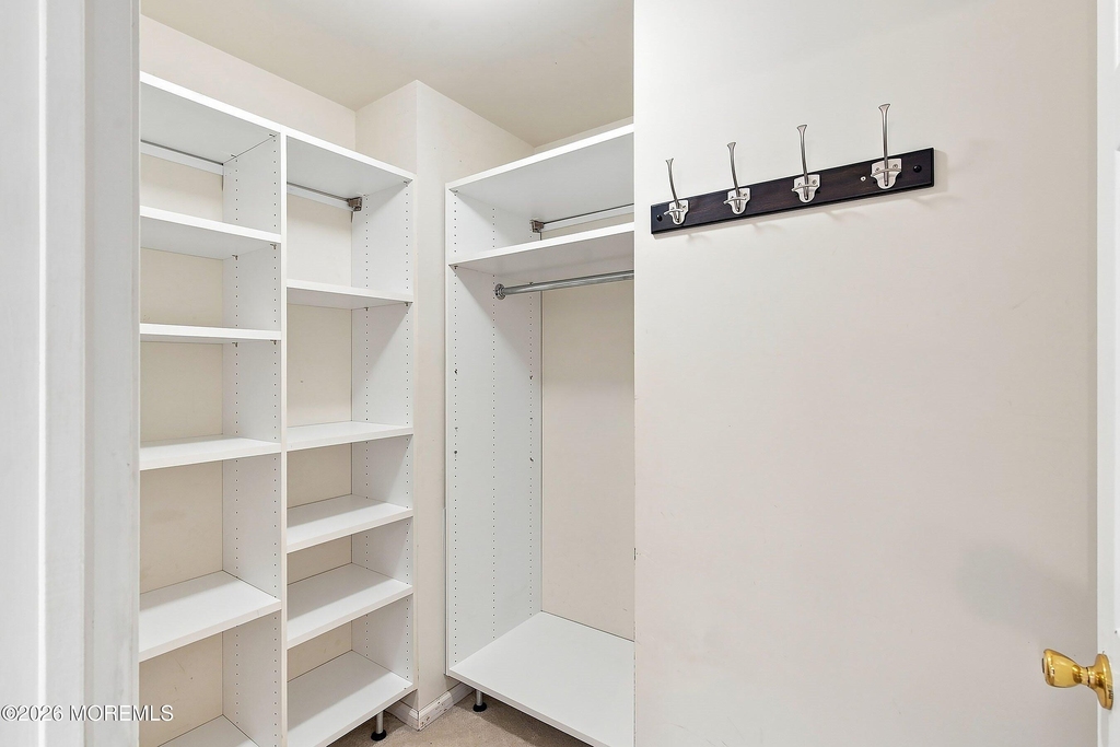 90 Banyan Boulevard - Photo 29