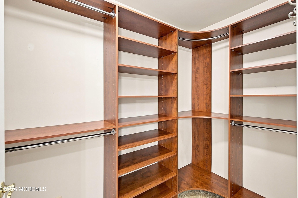 90 Banyan Boulevard - Photo 23