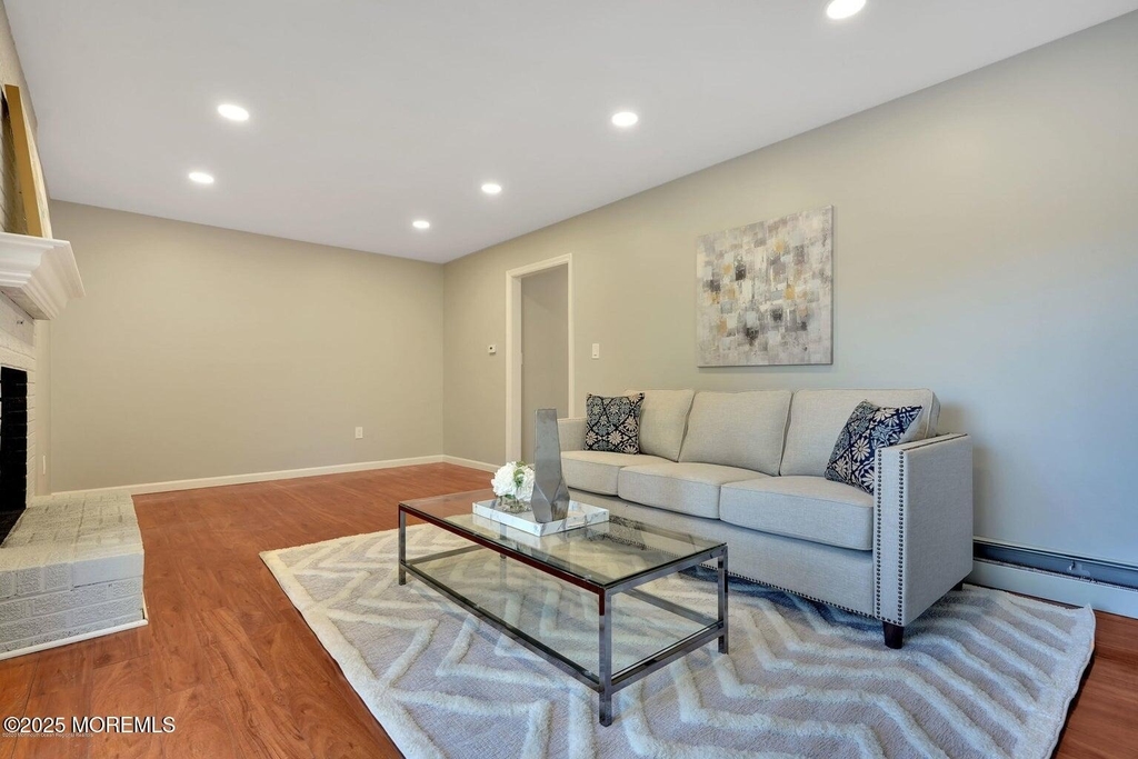 245 Brighton Avenue - Photo 11