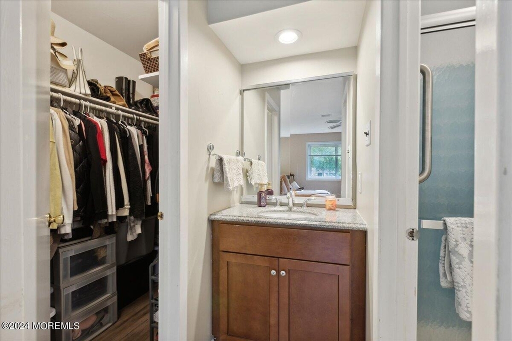 173 Amberly Drive - Photo 32