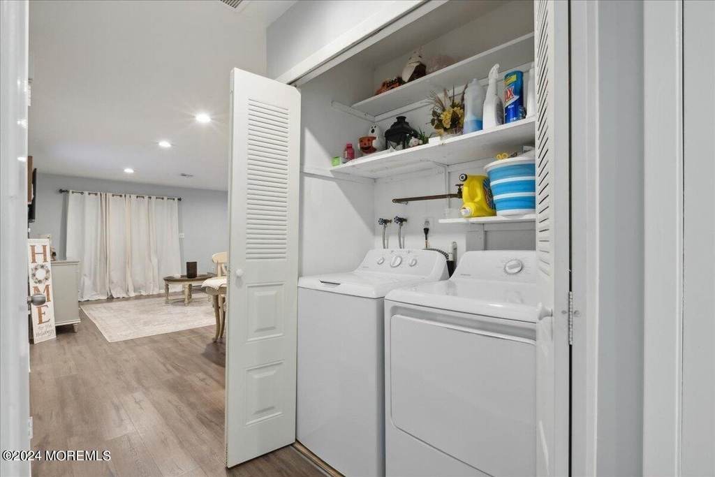 173 Amberly Drive - Photo 18