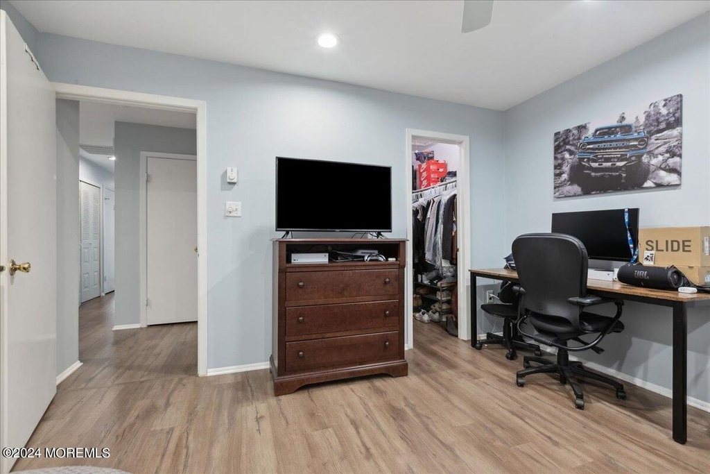 173 Amberly Drive - Photo 16