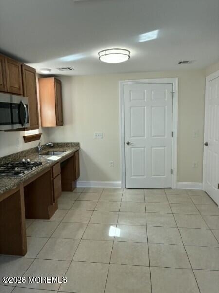 715 Union Avenue - Photo 1