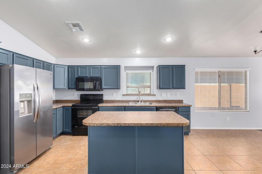 45127 W Jack Rabbit Trail - Photo 3