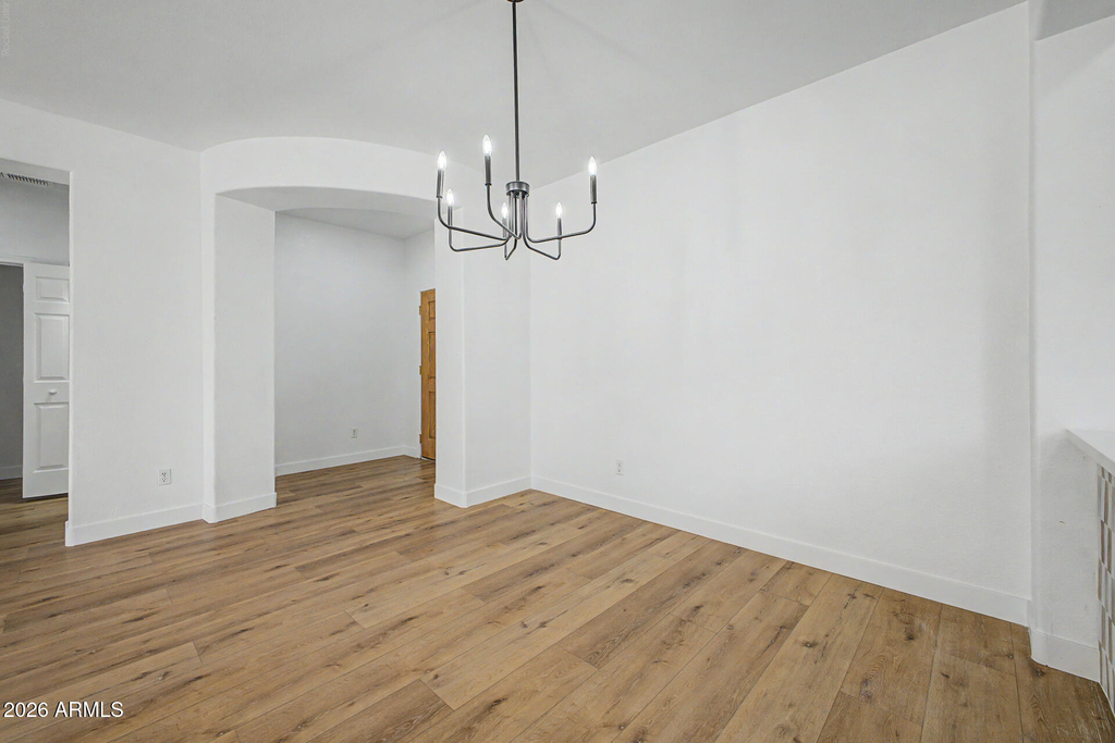 706 E Las Colinas Place - Photo 3
