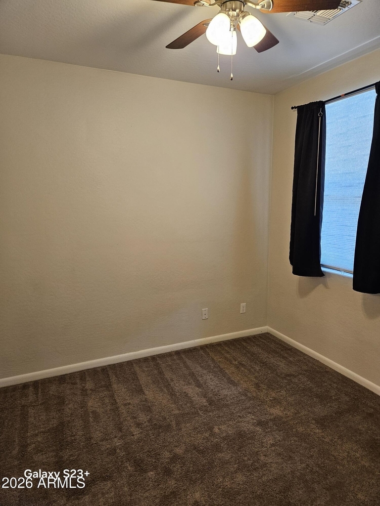2090 S Dorsey Lane - Photo 2