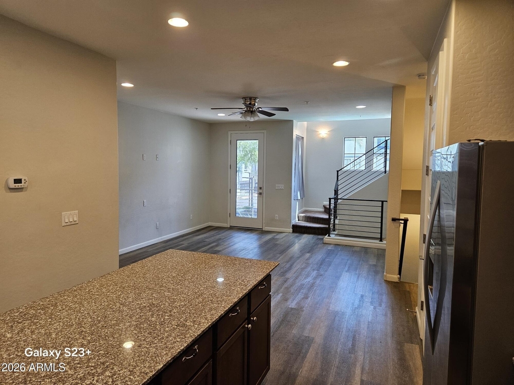 2090 S Dorsey Lane - Photo 9