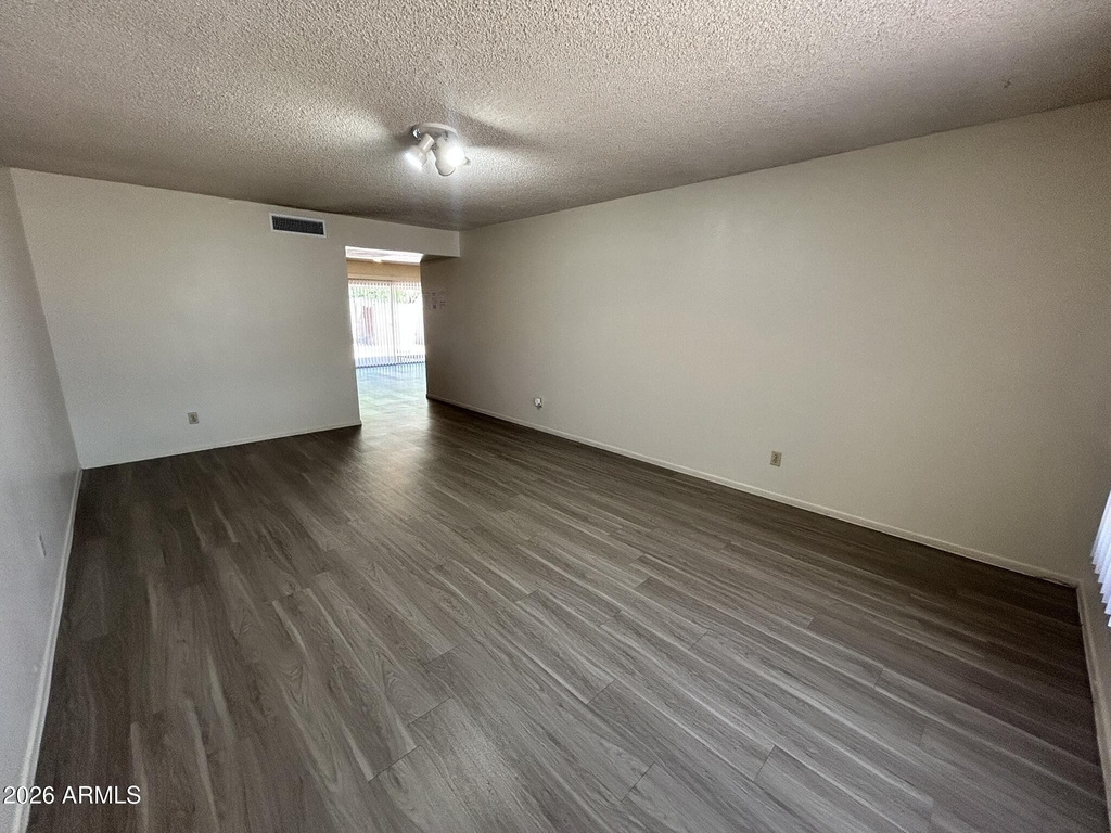 5309 S River Drive - Photo 3