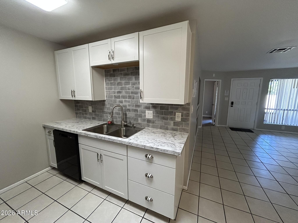 195 N Cottonwood Street - Photo 11